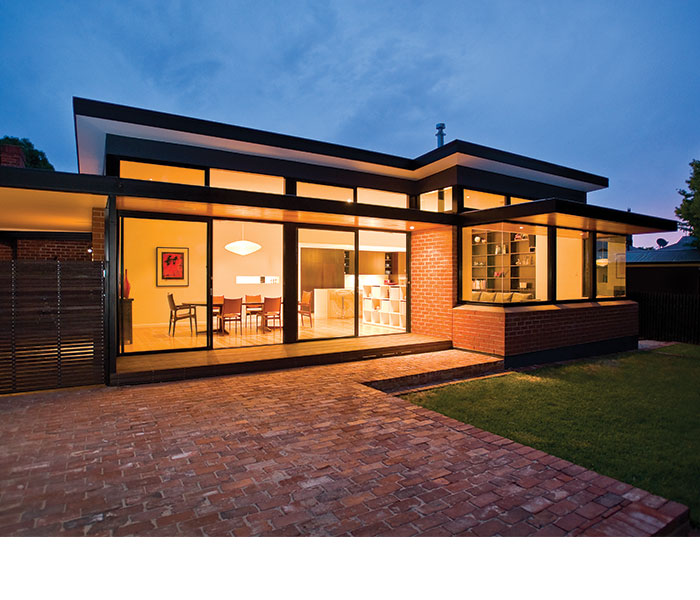 myrtle bank outside dining